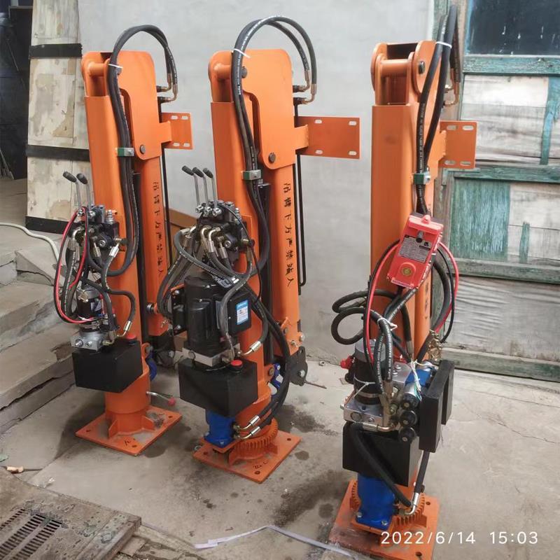 城东区重汽蓝牌随车吊 3.2吨 国六动力强 液压驱动 农用自卸起重机